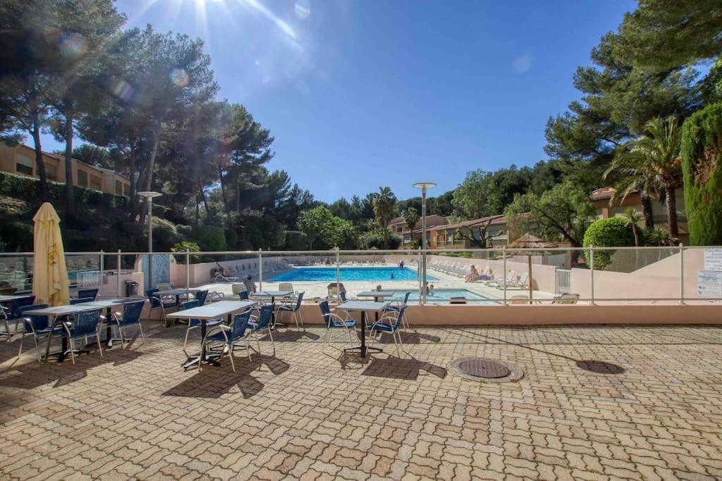 Appartement Piscine Tennis Acces Prive Plage Joia Sanary-sur-Mer Exterior photo
